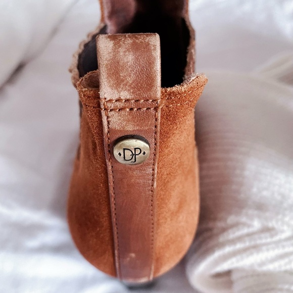 Donald Pliner Vale suede ankle boots - Picture 6 of 13